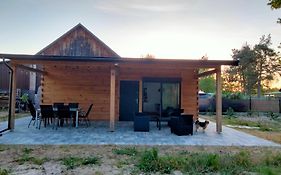 Admi - Domek Caloroczny